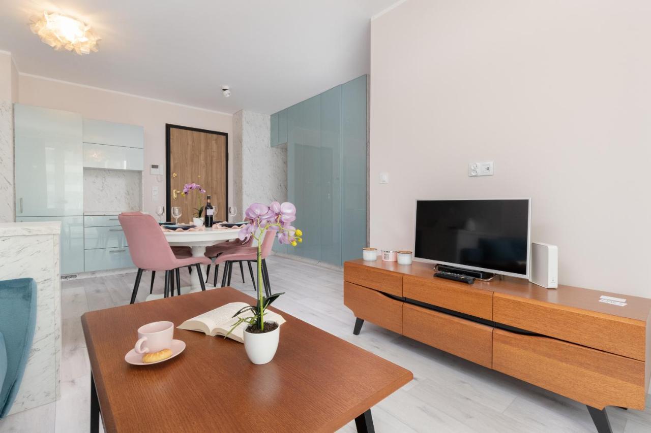 Plac Unii Apartment Gdynia By Noclegi Renters Dış mekan fotoğraf
